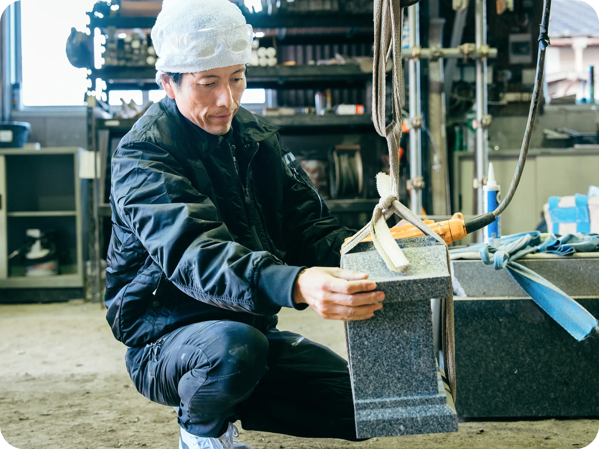 お墓の移設は、単に石を運ぶだけの作業ではありません。