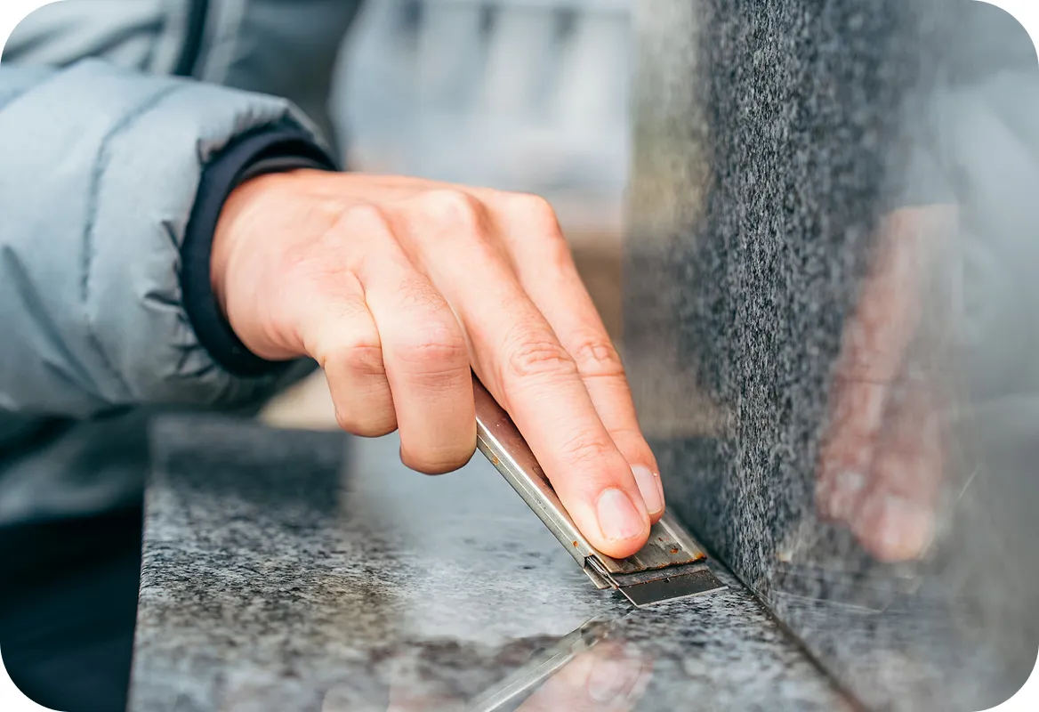 お墓のクリーニングで気持ちよくお参りを